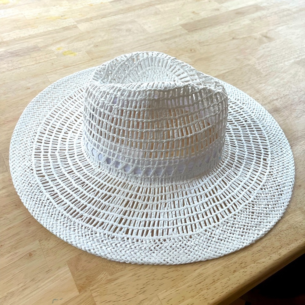 Wyeth hat brand new
